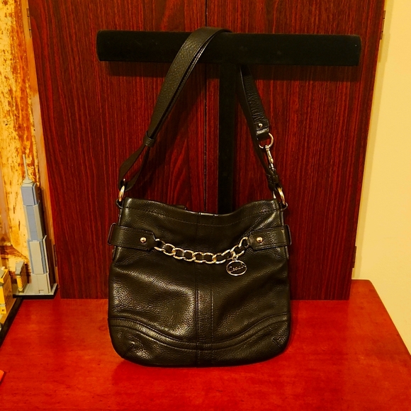 Coach Handbags - Vintage Coach Purse